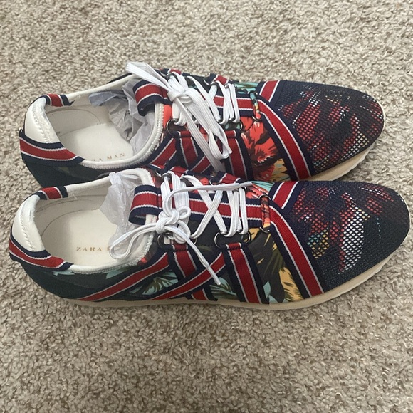 Stylish shoes! - Picture 2 of 9